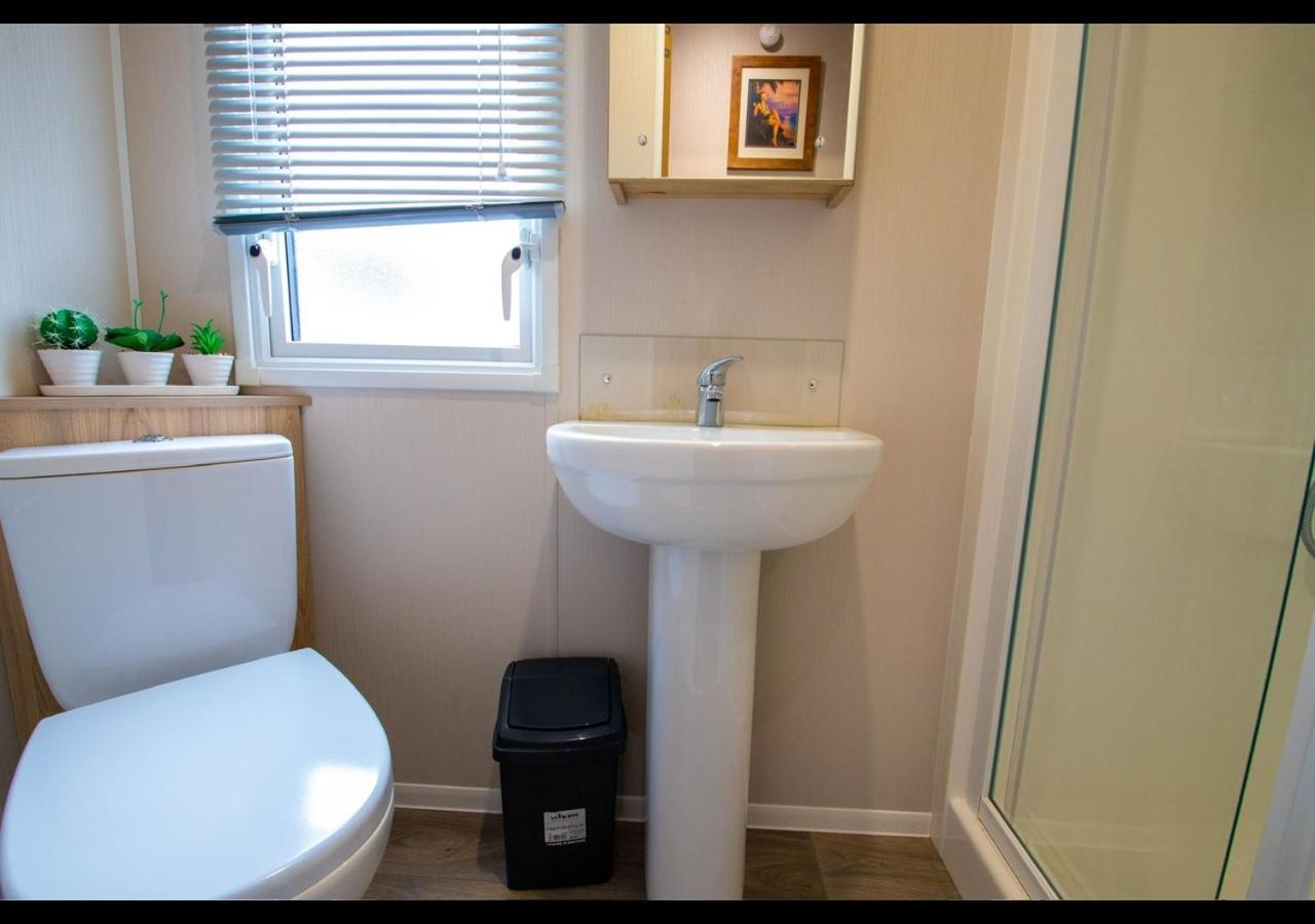 35 Redwood - Beauport Park, Hastings Otel Dış mekan fotoğraf