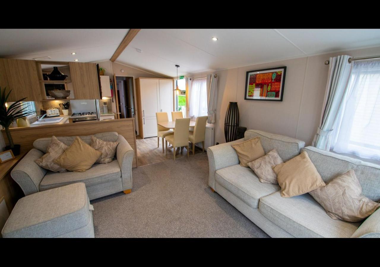 35 Redwood - Beauport Park, Hastings Otel Dış mekan fotoğraf